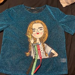 Im selling this super cute shirt. Really cute with jeans or shorts.